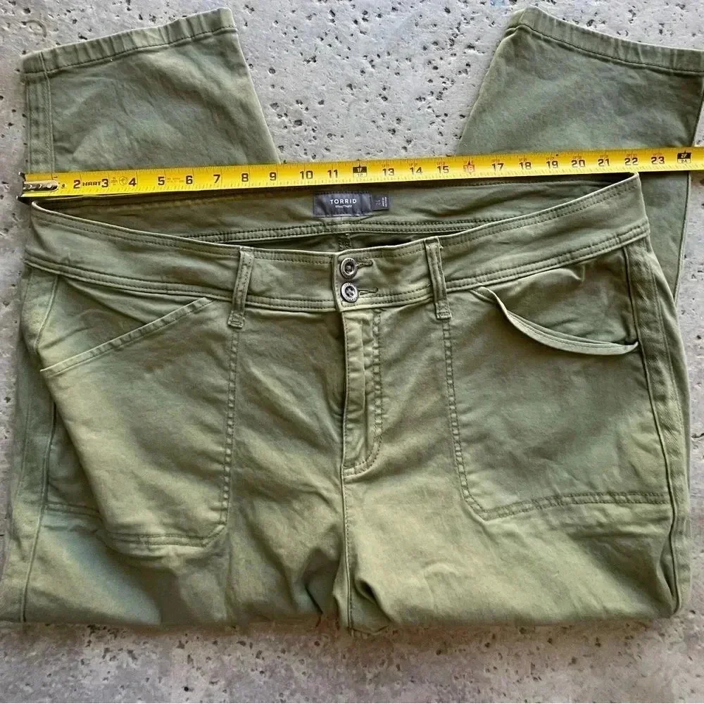 Torrid Olive Green Cropped Stretch Comfort Pants - Size 24 - Picture 14 of 14